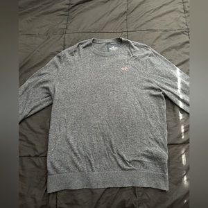 Hollister pullover sweater